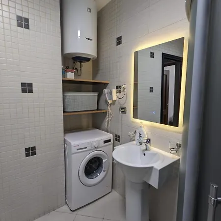 Classic Villa-spacious Center Free Parking Villa