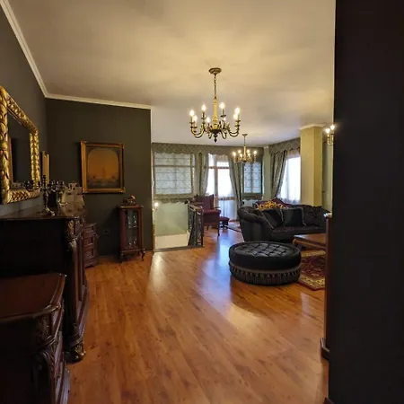 Classic Villa-spacious Center Free Parking * Tirana